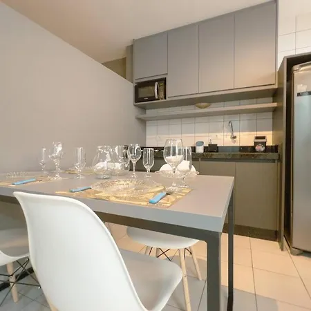 Apartamento Zona 7 Uem Wi-Fi Smart 4P Lp15 Maringa Exterior photo