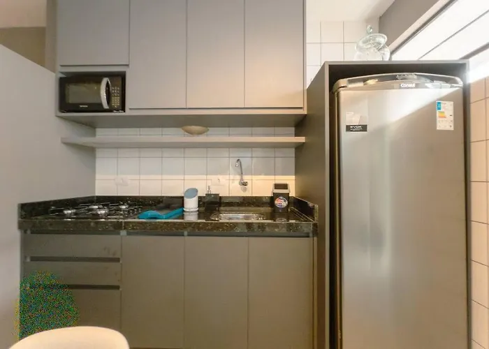 Apartamento Zona 7 Uem Wi-Fi Smart 4P Lp15